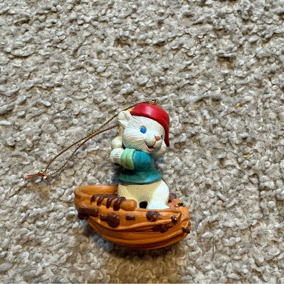 Trim a Home Collectible Tree Charm 'Mouse Playing Baseball' Ornament Vintage - Picture 2 of 6